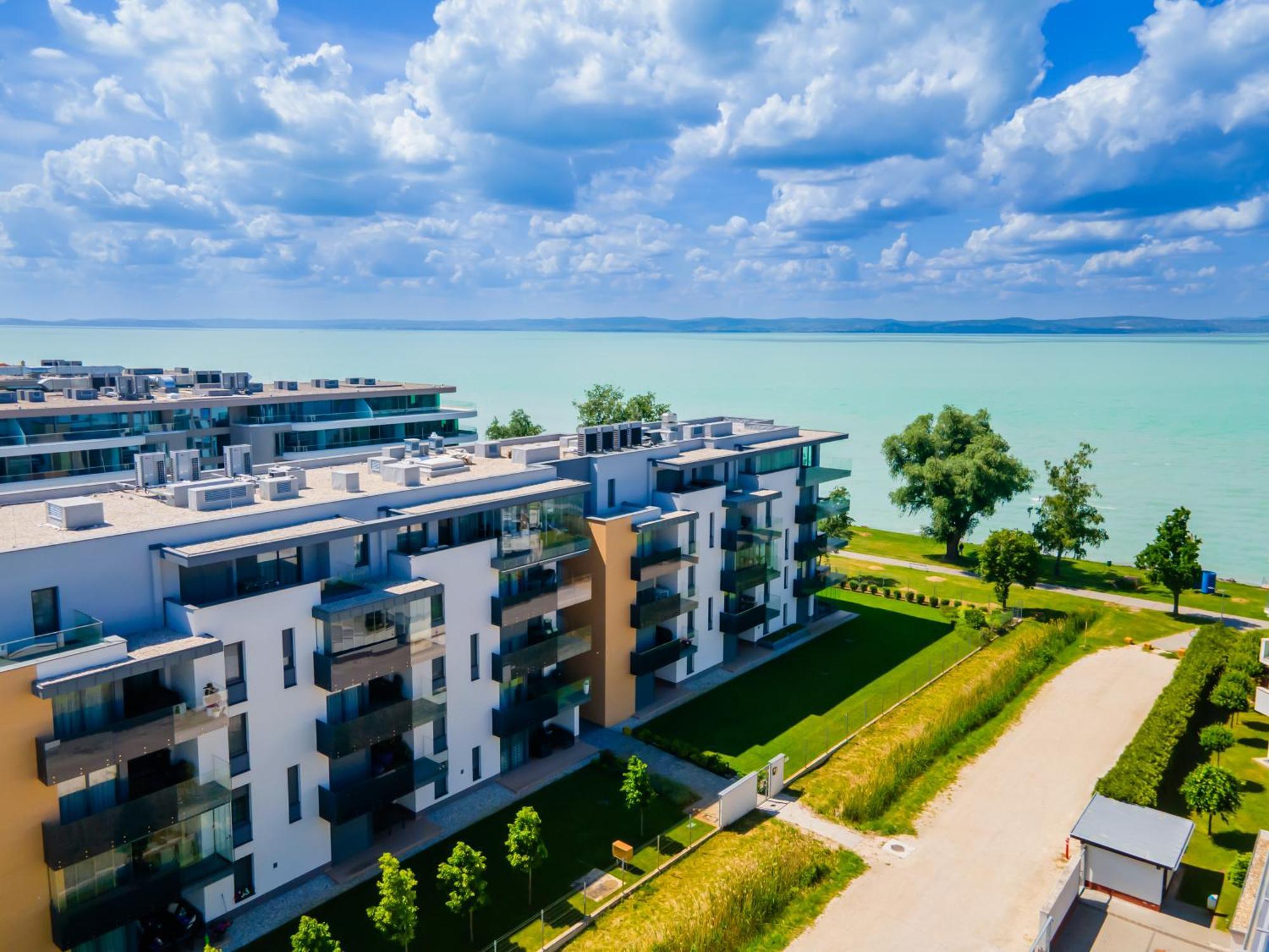 Myflat Casa Galerius Apartment Siófok Zewnętrze zdjęcie